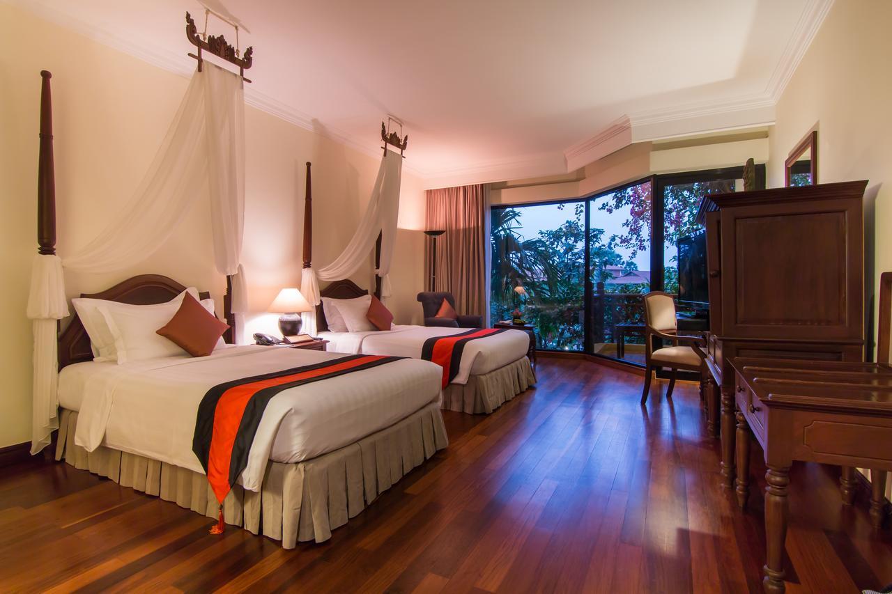 Palace Residence & Villa Siem Reap Luaran gambar